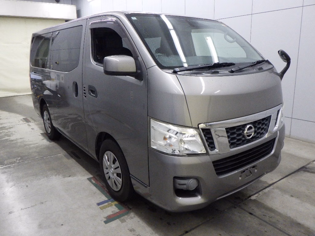 NISSAN NV350 CARAVAN