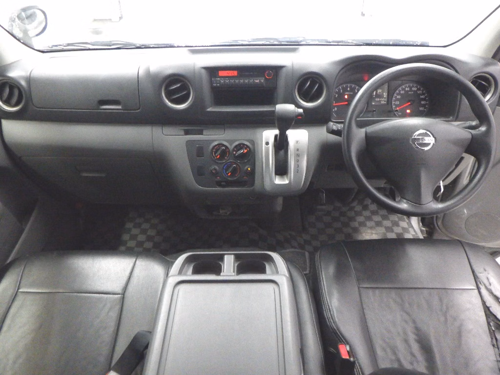NISSAN NV350 CARAVAN