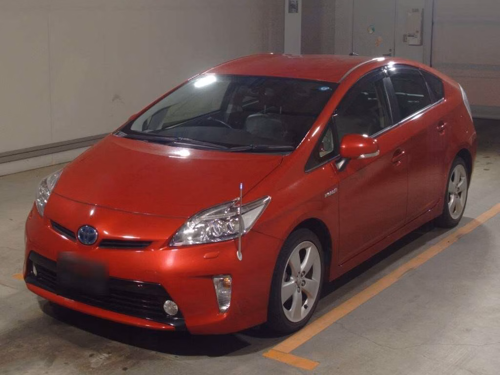 TOYOTA PRIUS