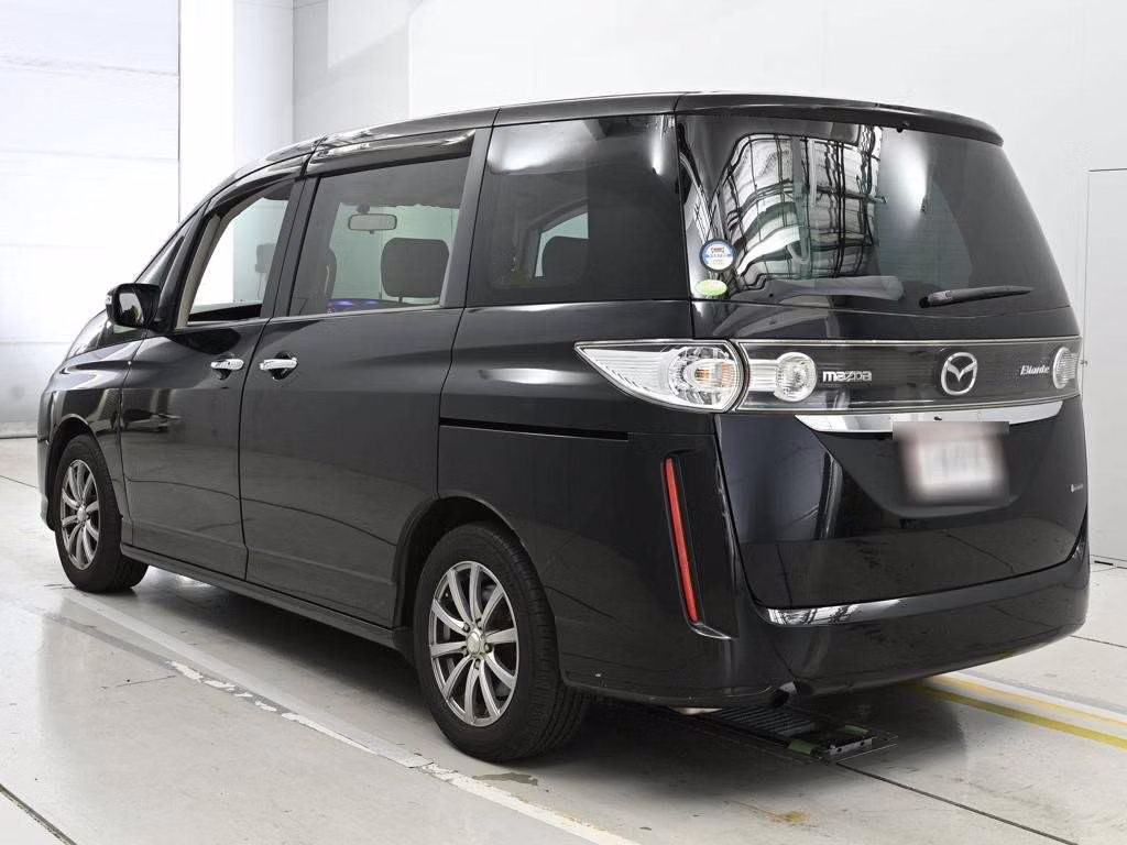 MAZDA BIANTE