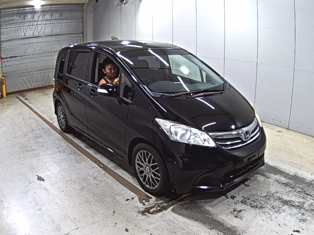 HONDA FREED