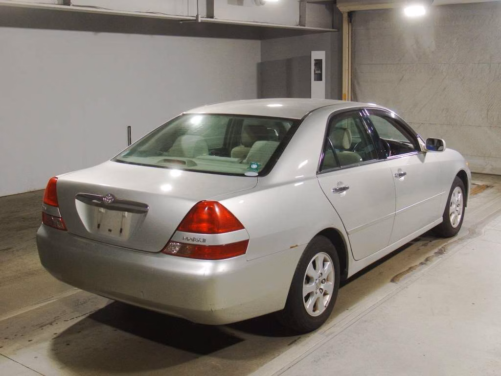 TOYOTA MARK II