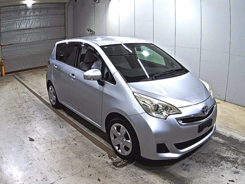 TOYOTA RACTIS