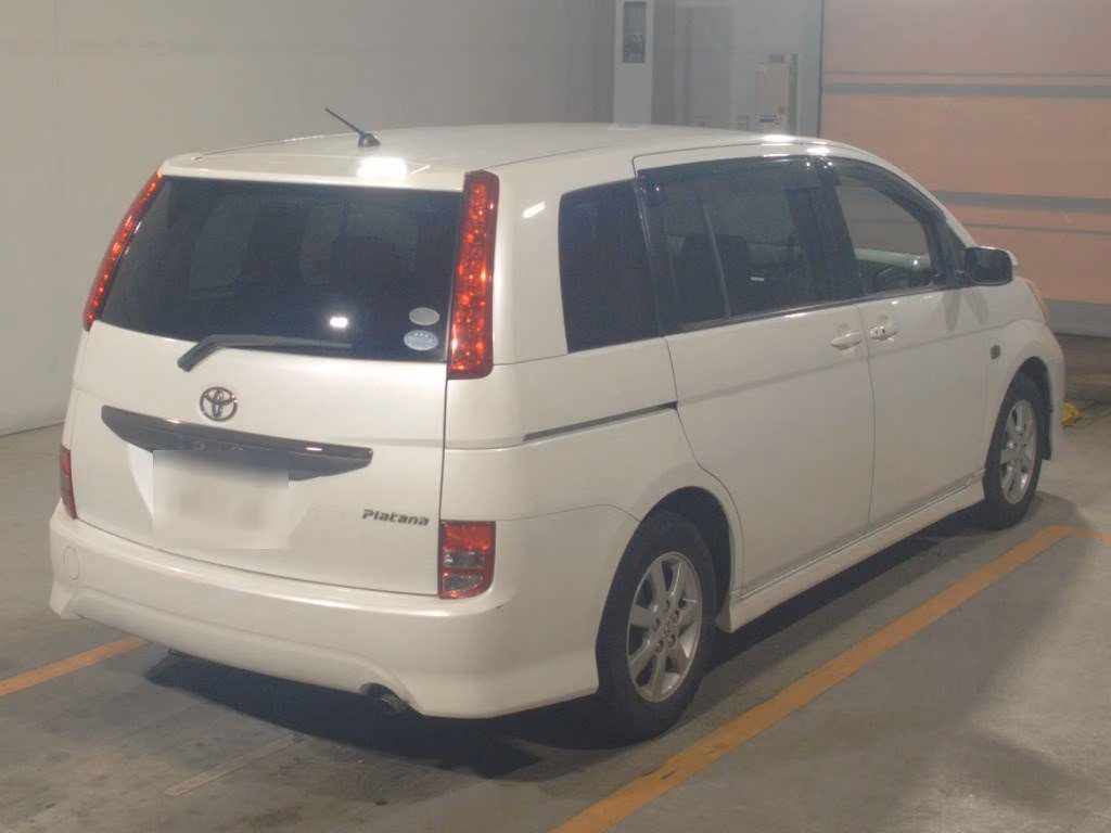TOYOTA ISIS
