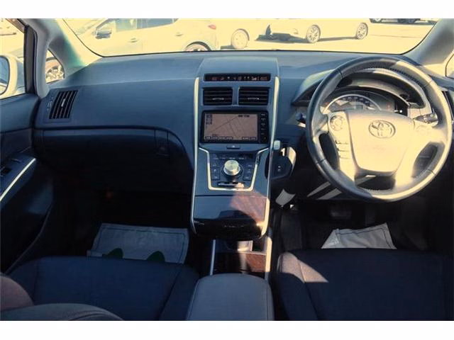 TOYOTA SAI