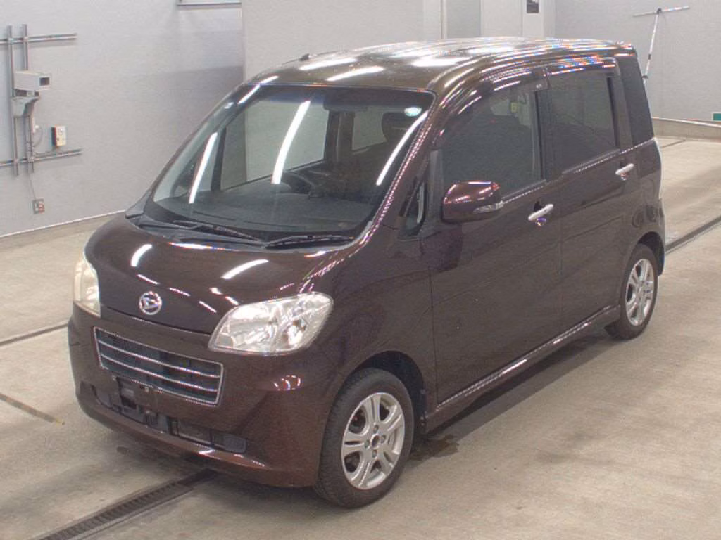 DAIHATSU TANTO EXE
