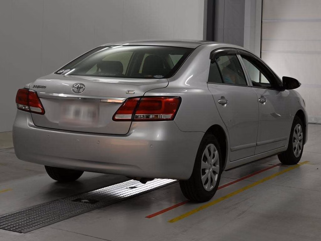 TOYOTA PREMIO