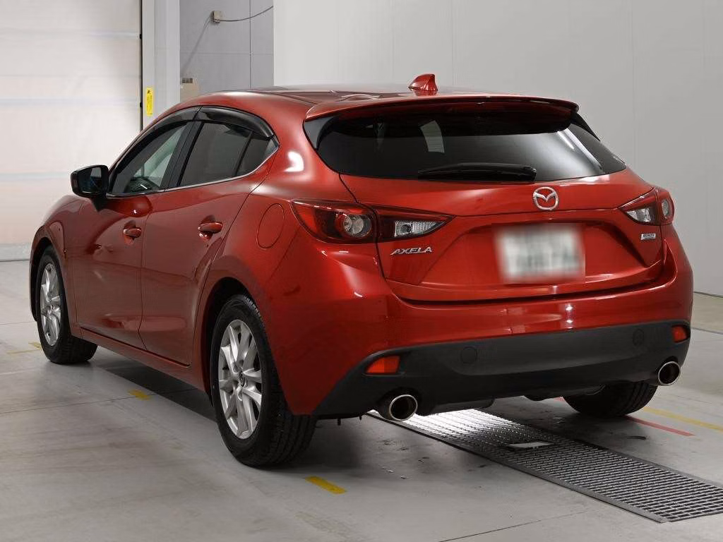 MAZDA AXELA