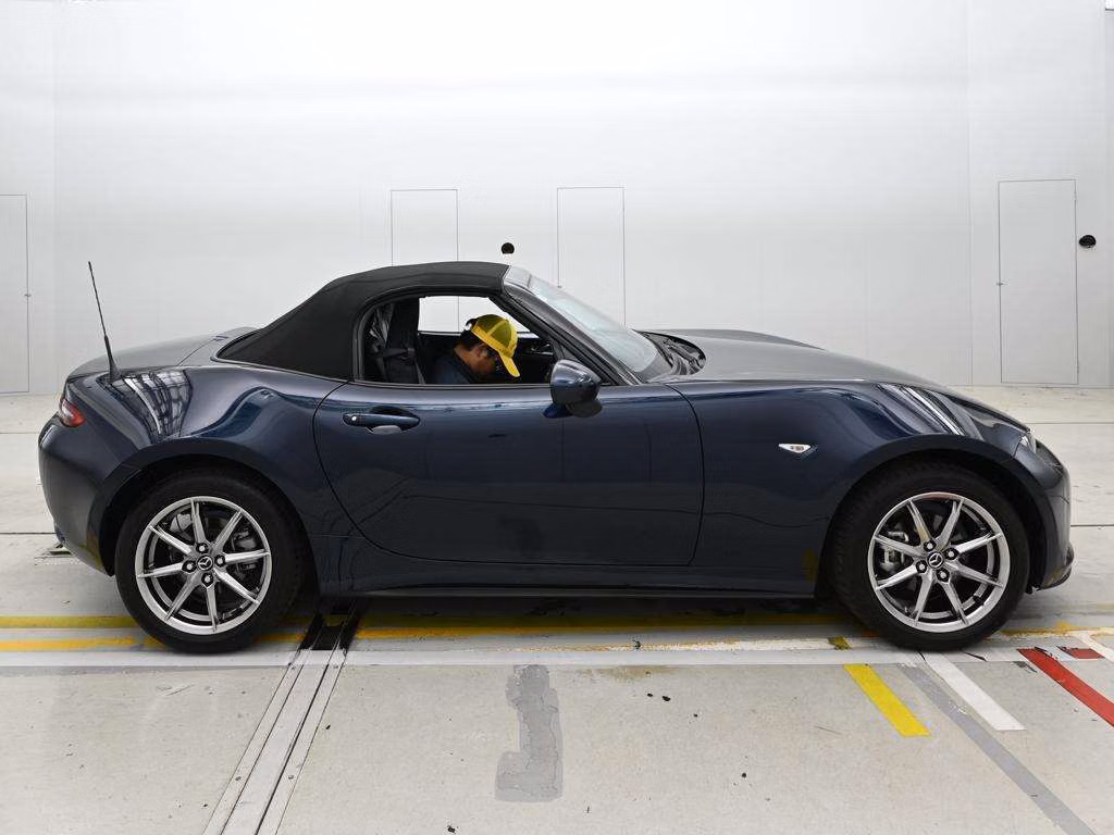 MAZDA ROADSTER