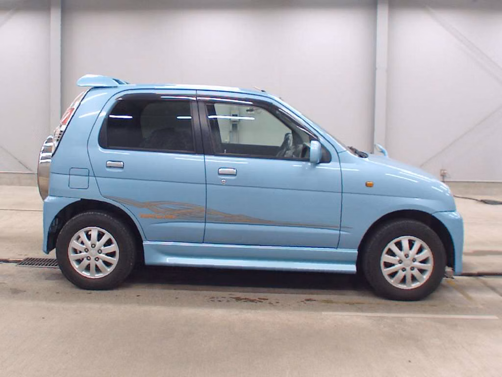 DAIHATSU TERIOS KID