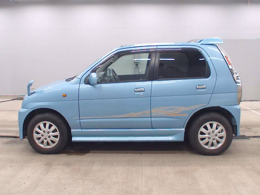 DAIHATSU TERIOS KID