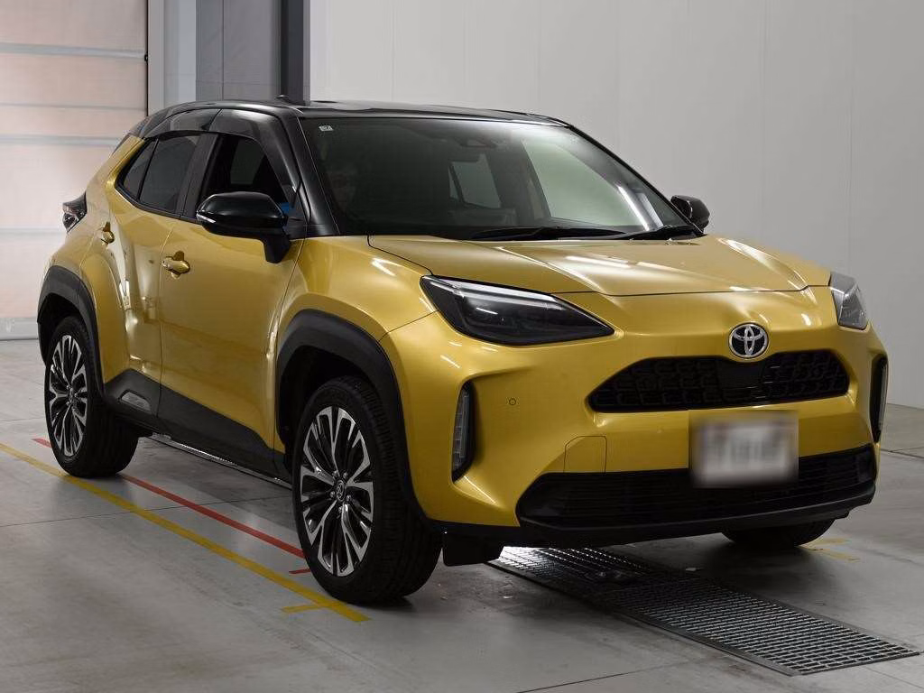TOYOTA YARIS CROSS