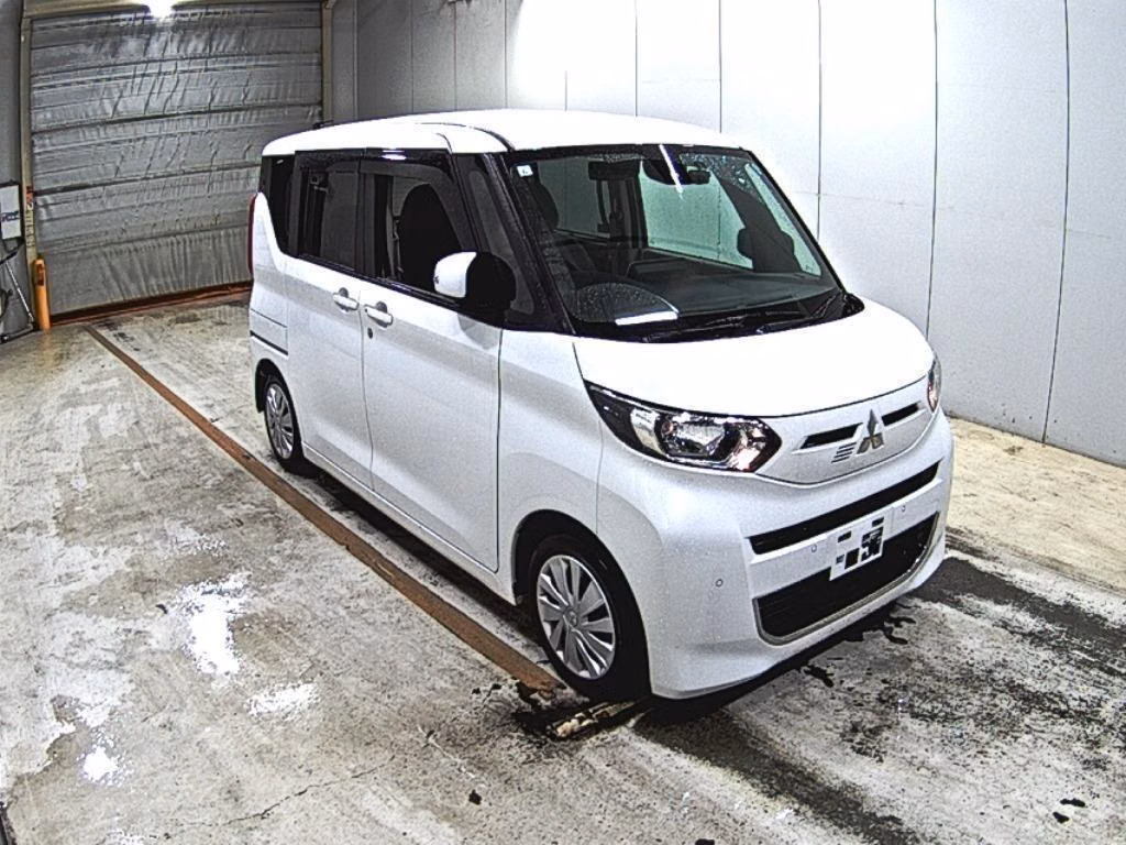 MITSUBISHI EK SPACE