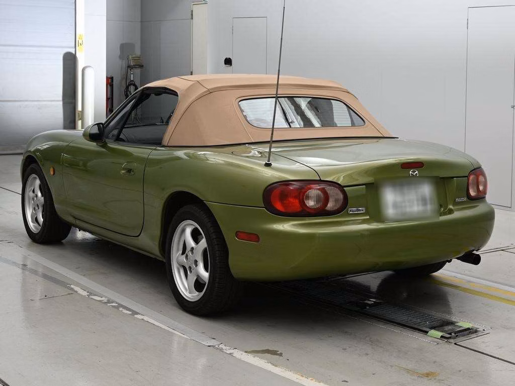 MAZDA ROADSTER