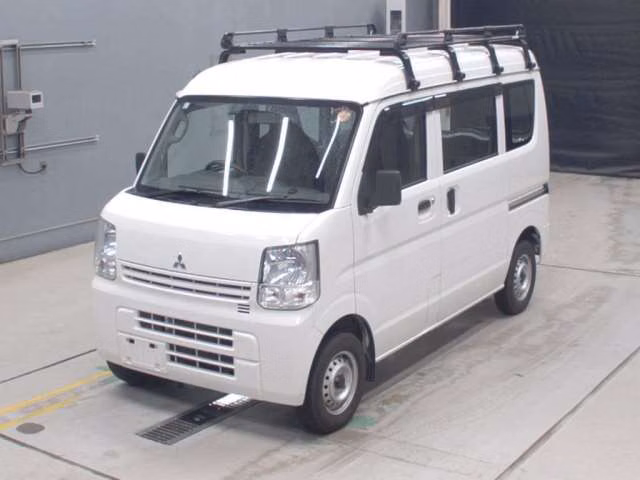 MITSUBISHI MINICAB