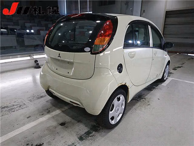 MITSUBISHI I