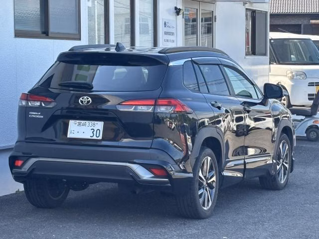 TOYOTA COROLLA CROSS