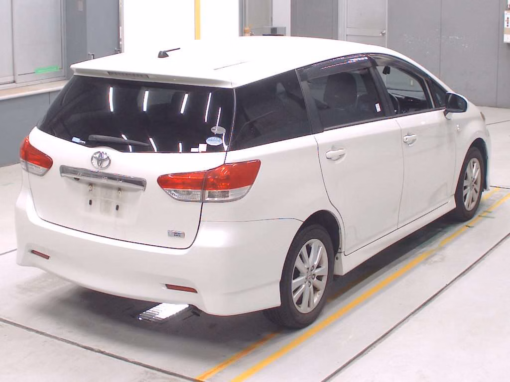 TOYOTA WISH