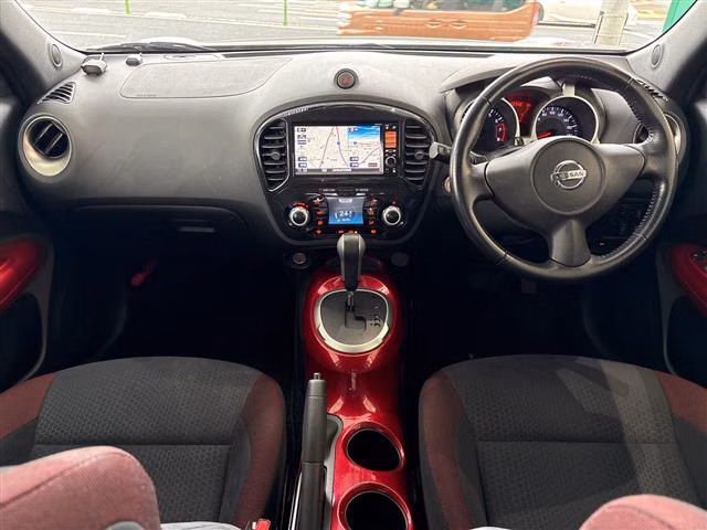 NISSAN JUKE