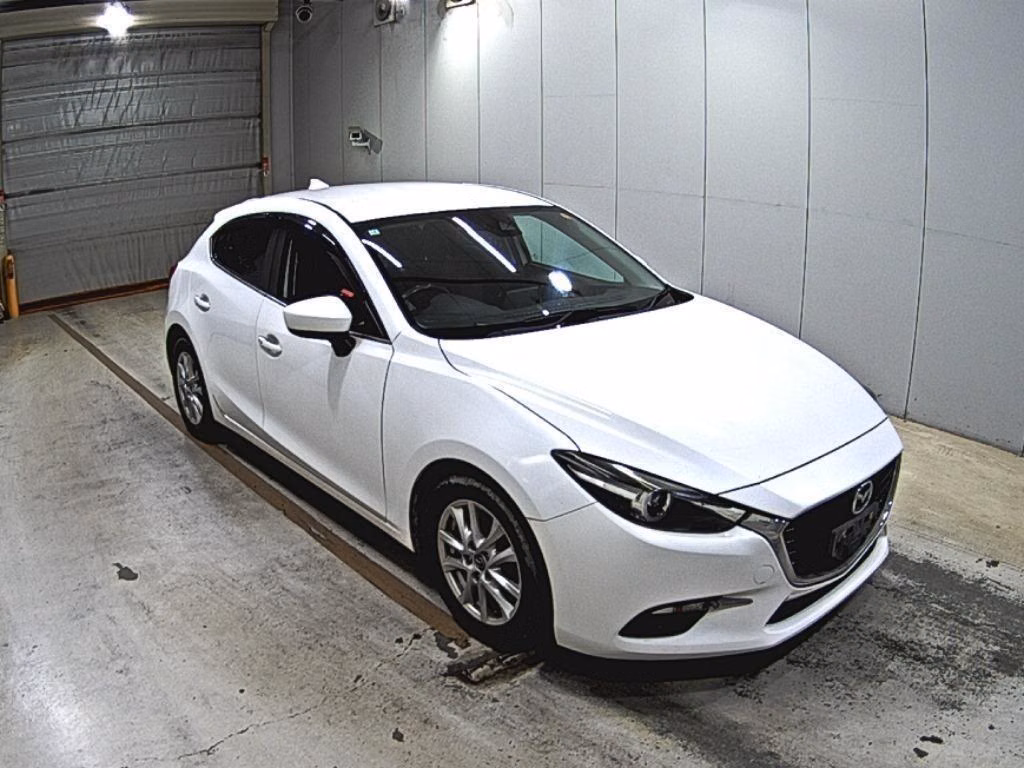MAZDA AXELA