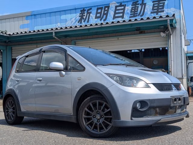 MITSUBISHI COLT