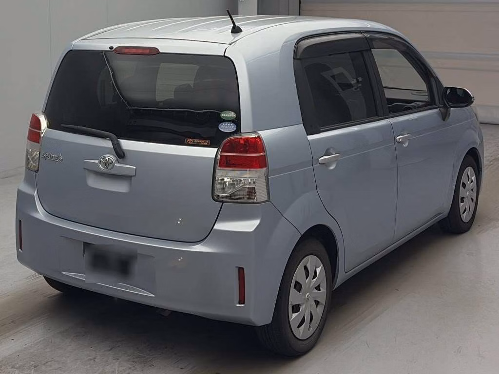 TOYOTA SPADE