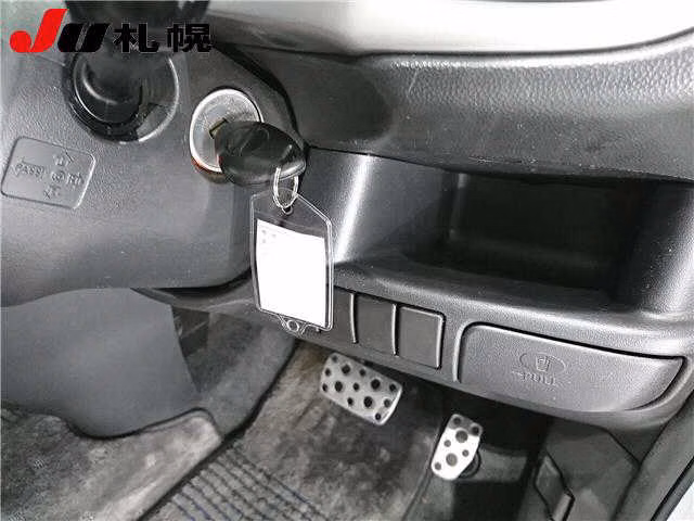 SUBARU R2
