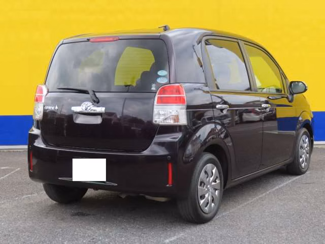 TOYOTA SPADE