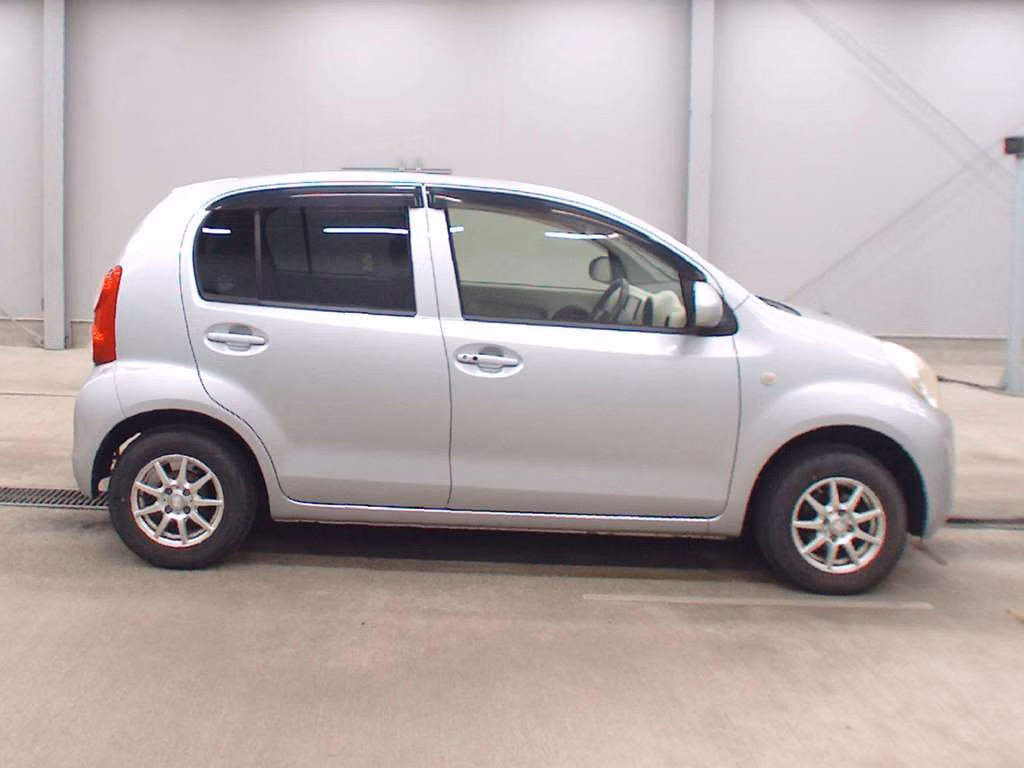 TOYOTA PASSO