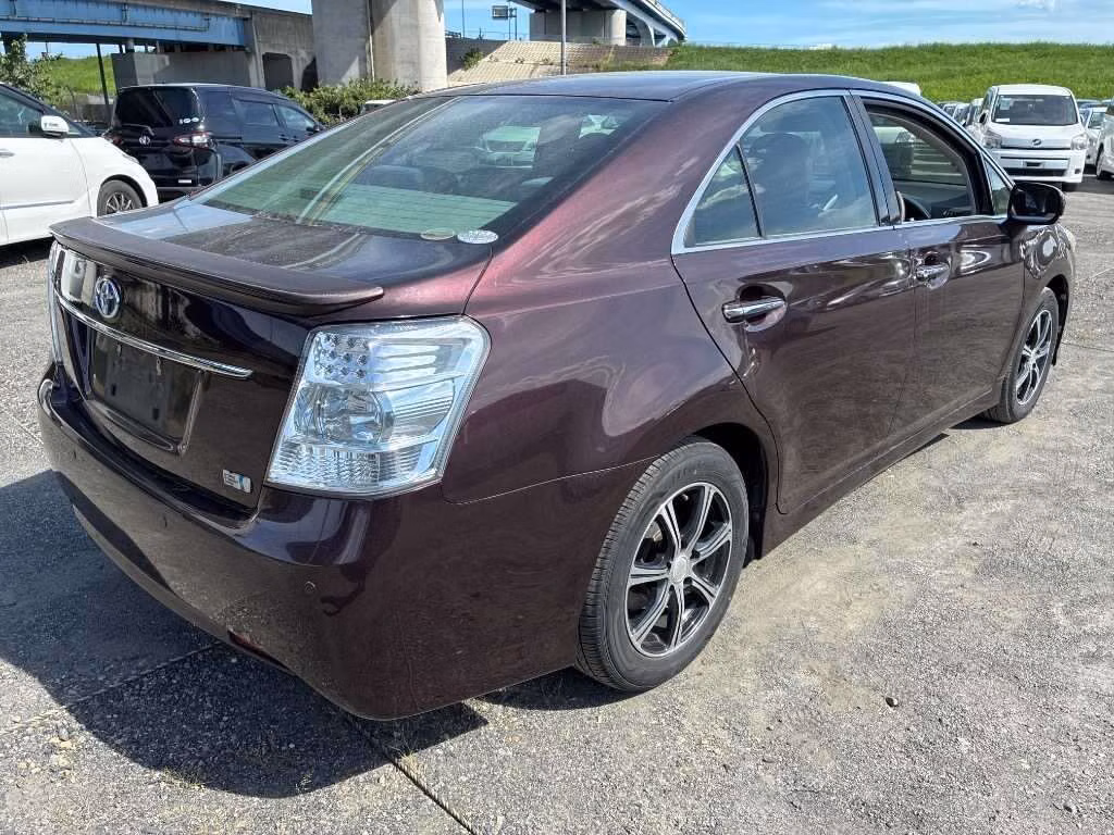 TOYOTA SAI