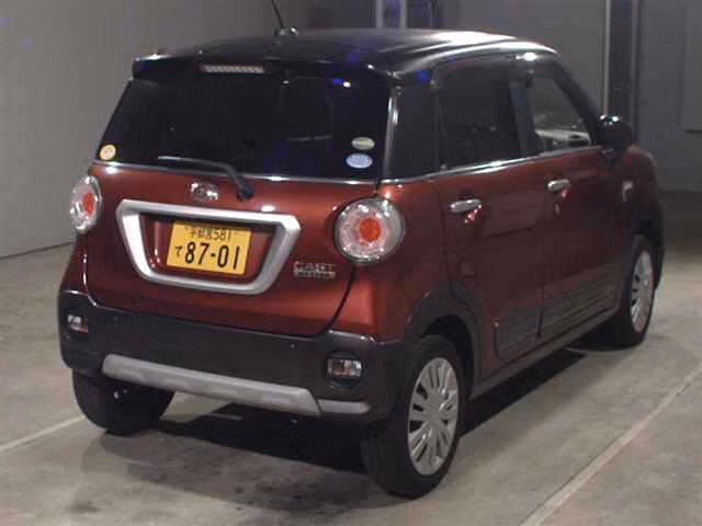 DAIHATSU CAST