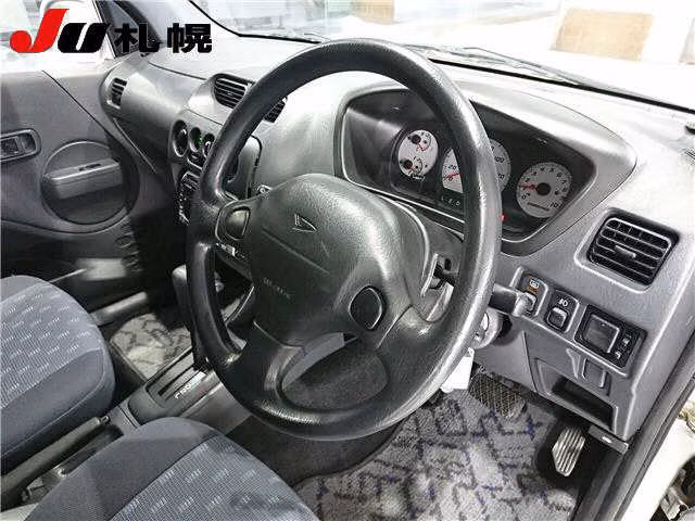 DAIHATSU TERIOS KID