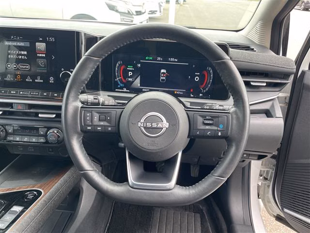 NISSAN AURA