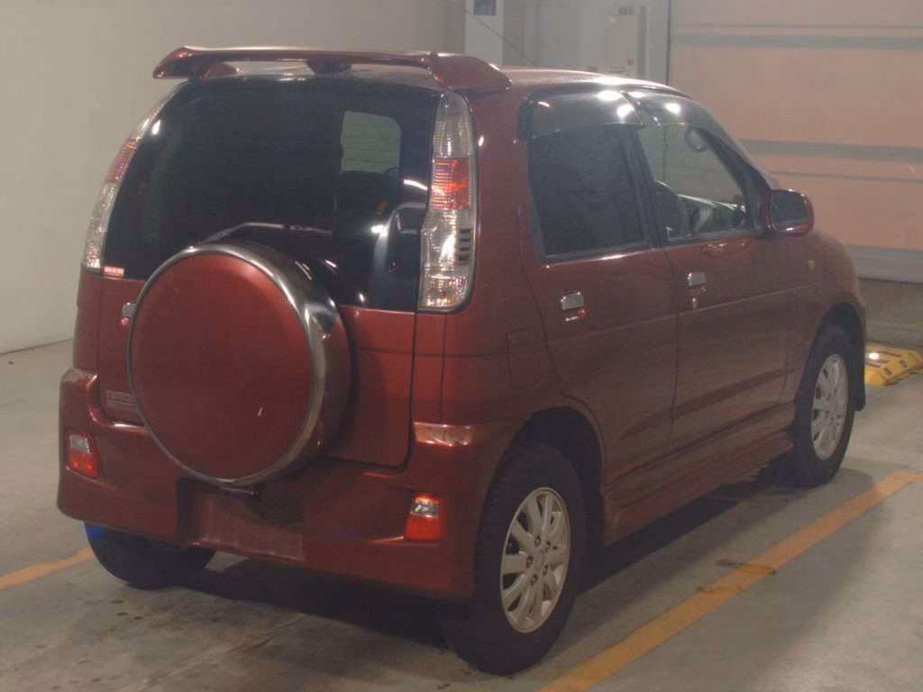 DAIHATSU TERIOS KID