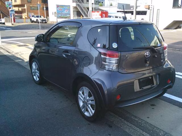 TOYOTA IQ