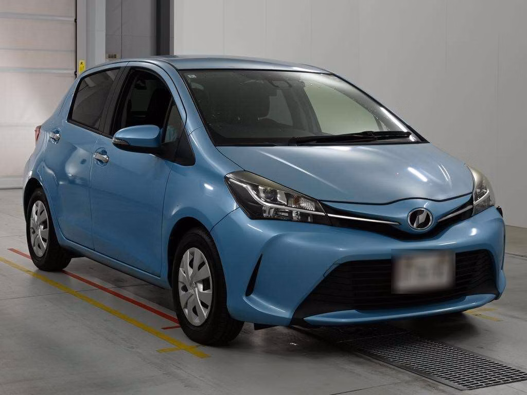 TOYOTA VITZ