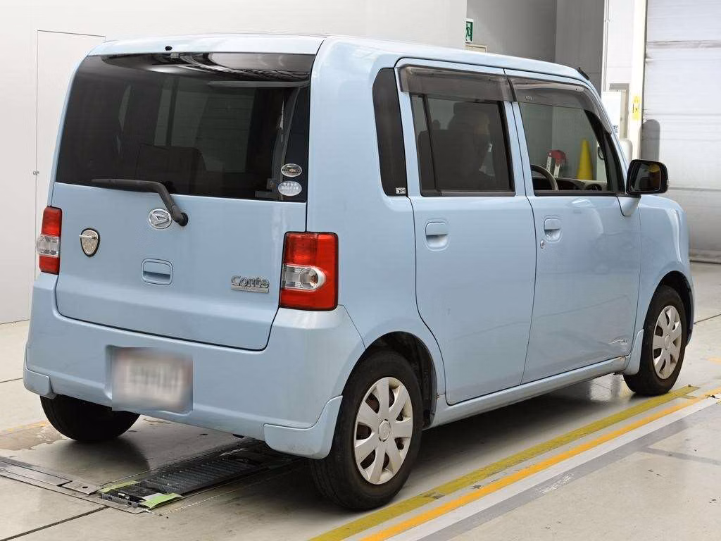 DAIHATSU MOVE CONTE