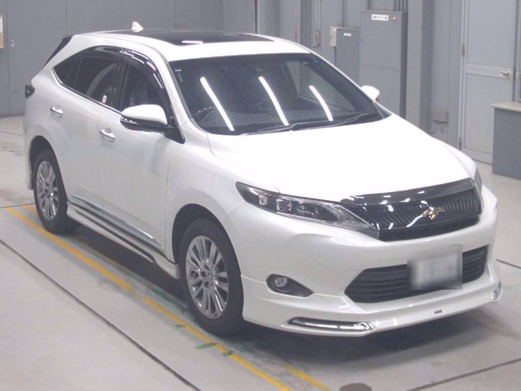 TOYOTA HARRIER