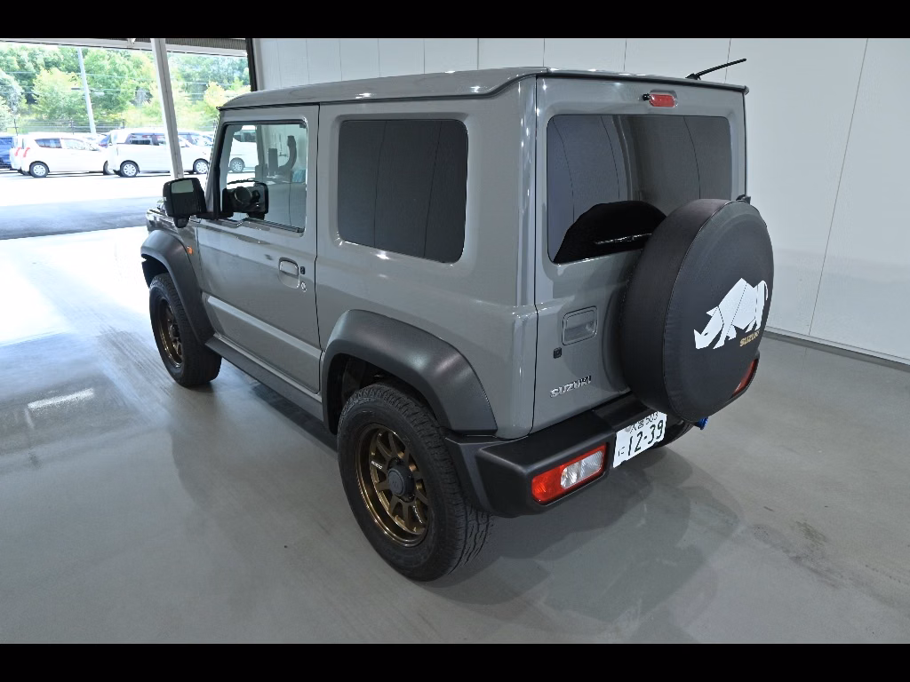 SUZUKI JIMNY SIERRA