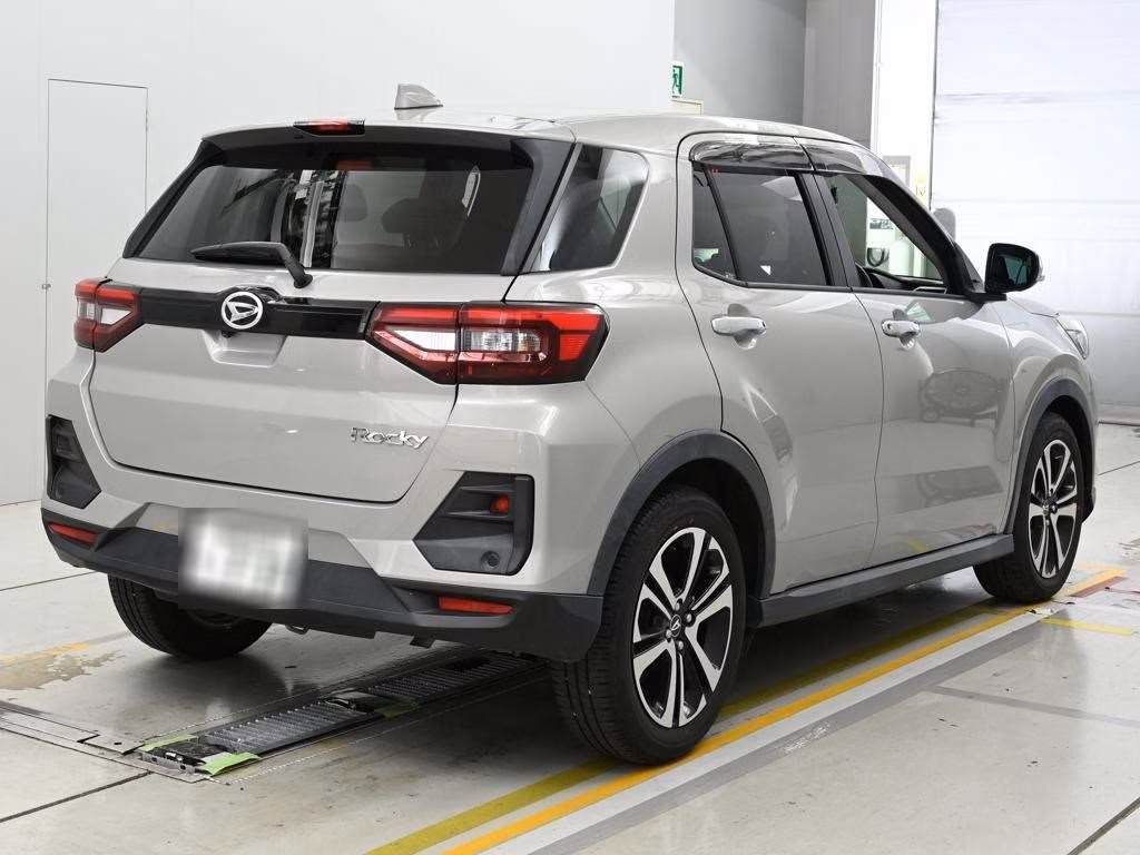 DAIHATSU ROCKY