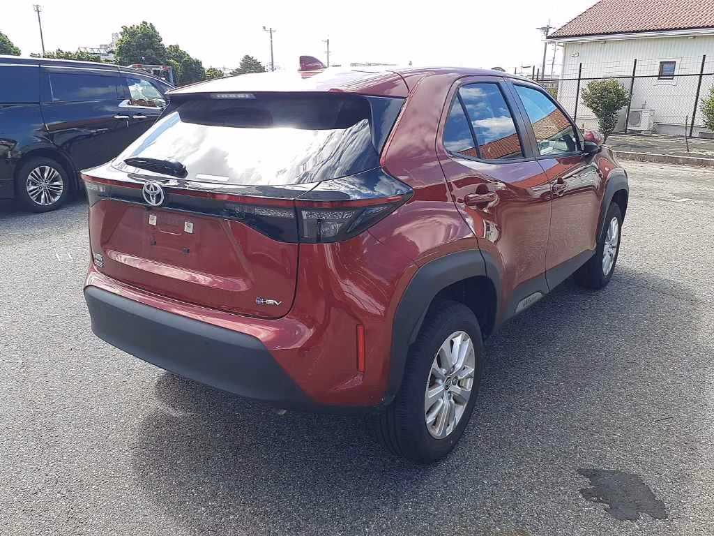 TOYOTA YARIS CROSS