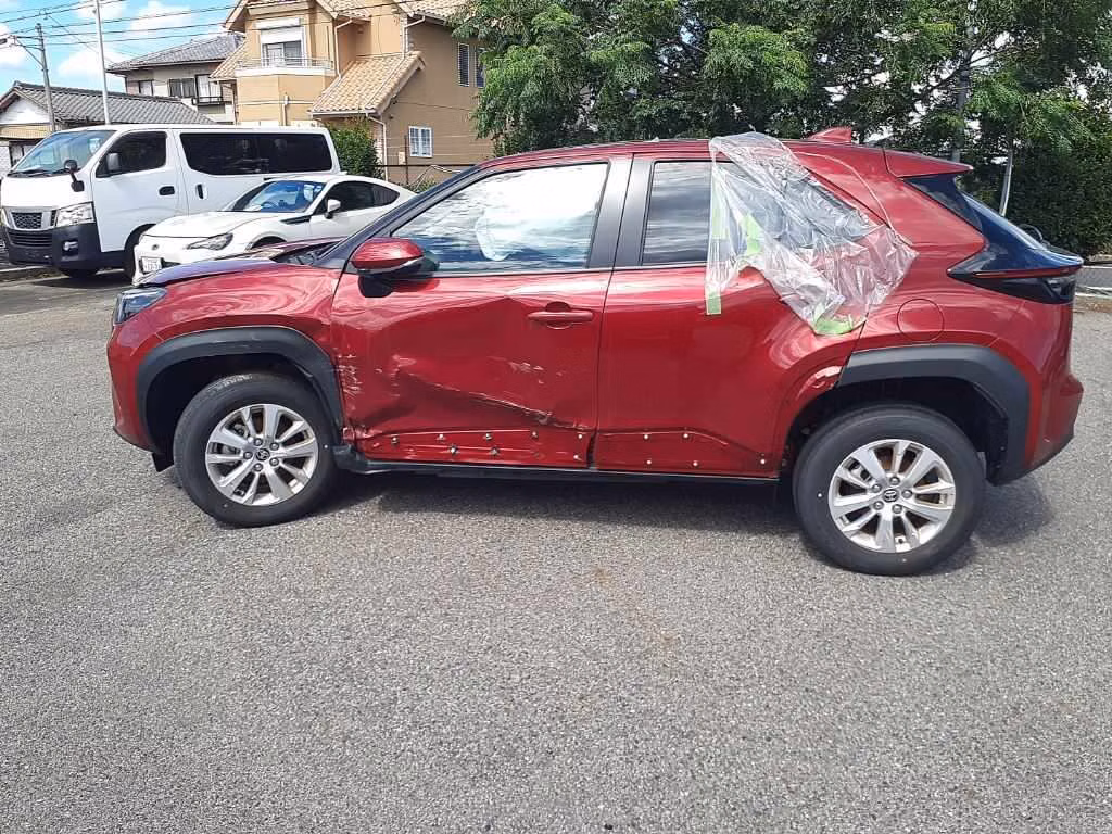 TOYOTA YARIS CROSS