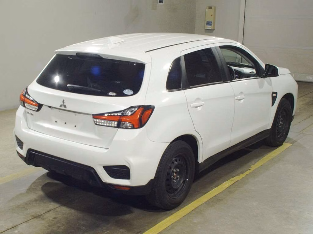 MITSUBISHI RVR