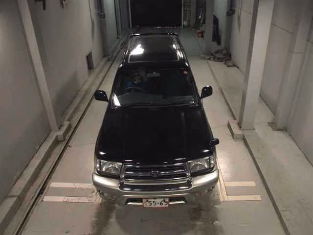 TOYOTA HILUX SURF