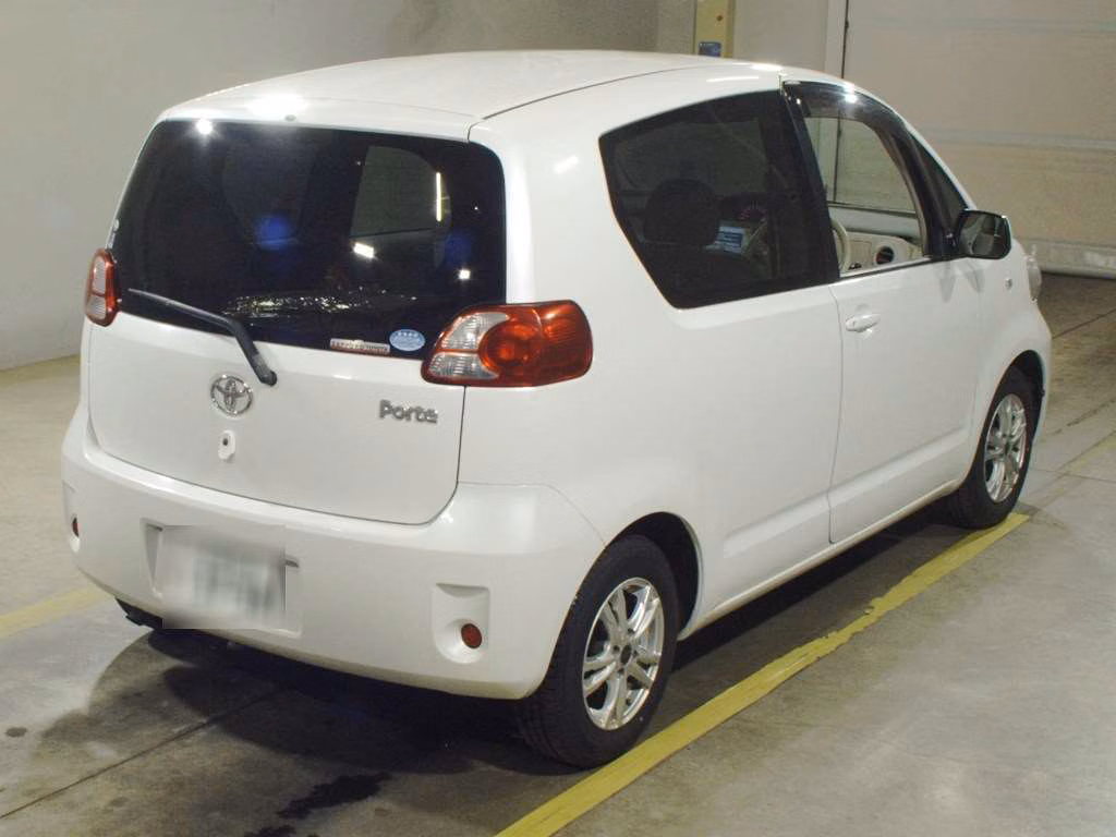 TOYOTA PORTE