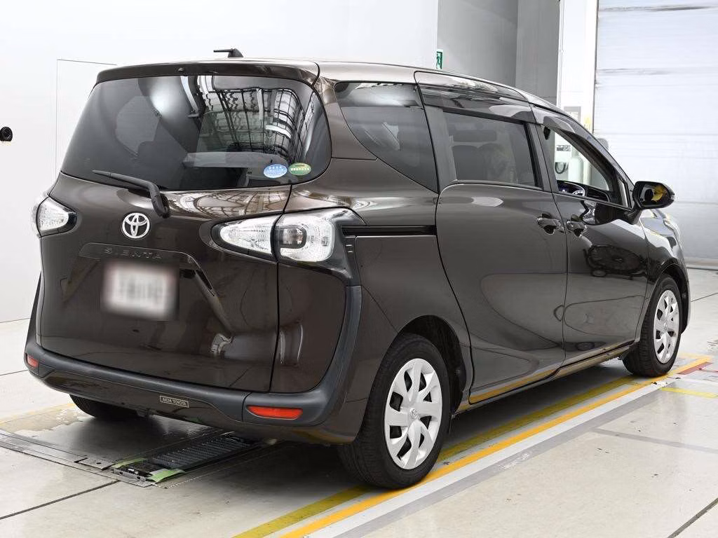 TOYOTA SIENTA