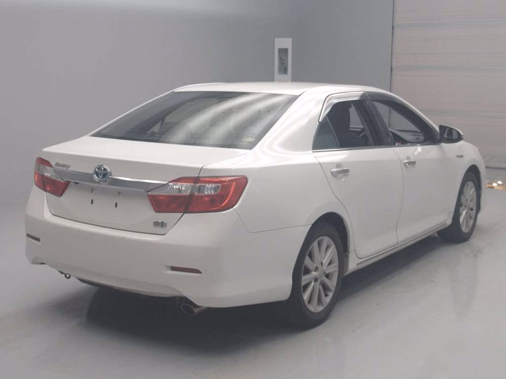 TOYOTA CAMRY