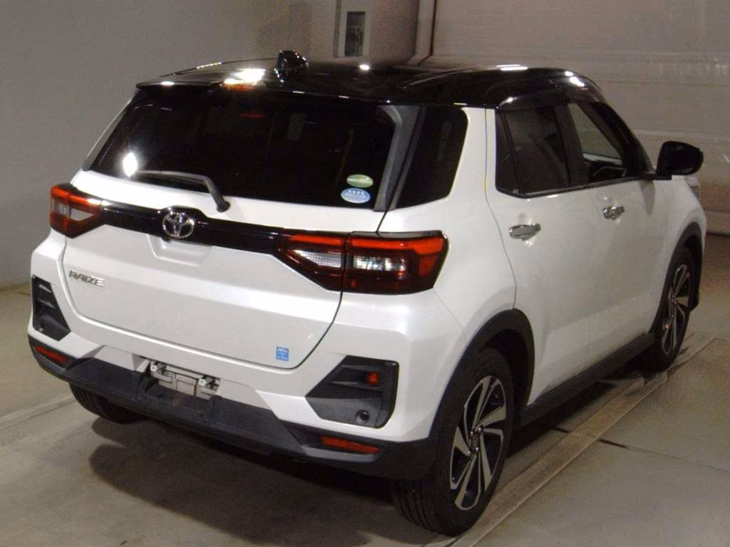 TOYOTA RAIZE