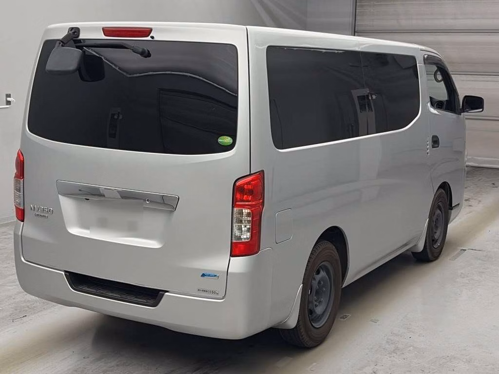 NISSAN NV350 CARAVAN