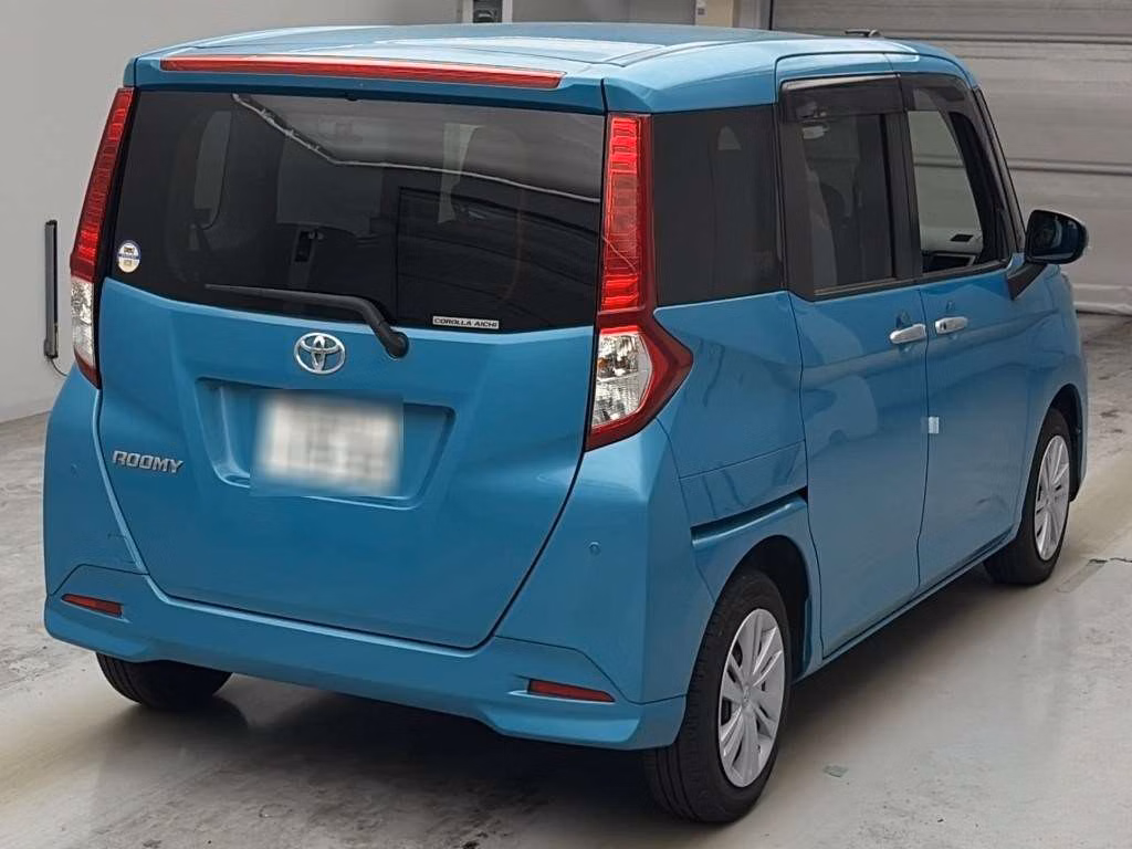 TOYOTA ROOMY